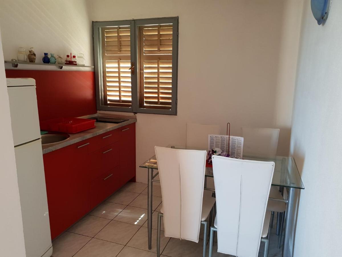 Apartments By The Sea Nin, Zadar - 15513 外观 照片